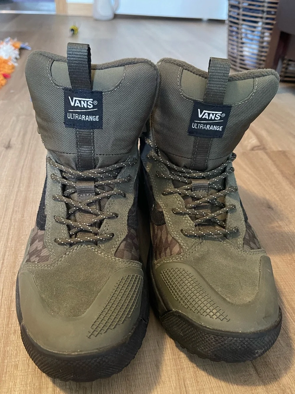 N/A vans ultrarange